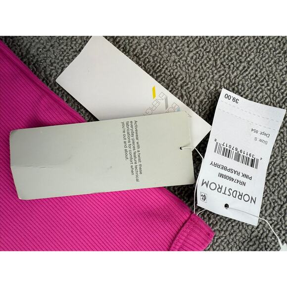 NWT Zella Women's Small Hot Pink Ribbed Crop Top Tank Sleeveless Athleisure - Picture 5 of 5